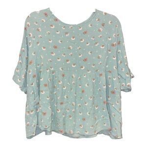 Lake Flower Baby Doll Blouse with 5 Button Up Back. Size M. H
